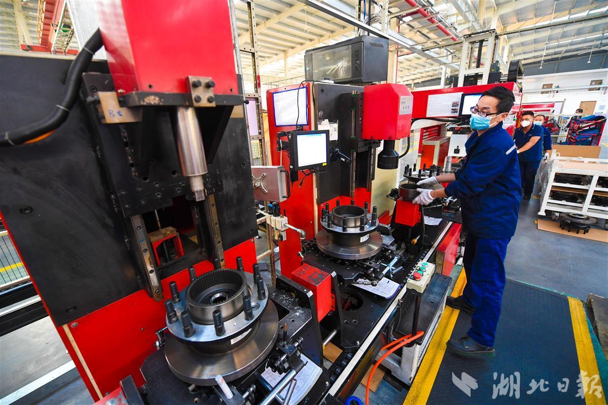 十堰東風專用零部件:新產品產值率達70%